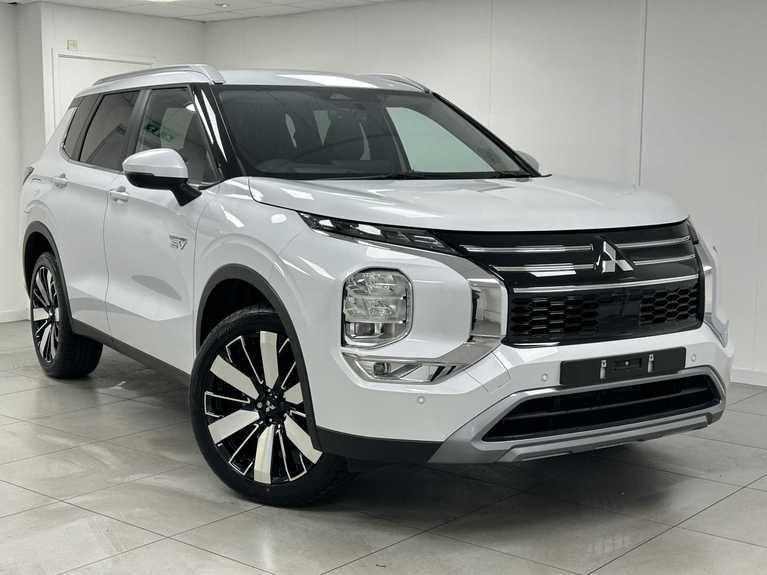 Mitsubishi Outlander PHEV 2.4 PHEV Nativa 5dr Auto